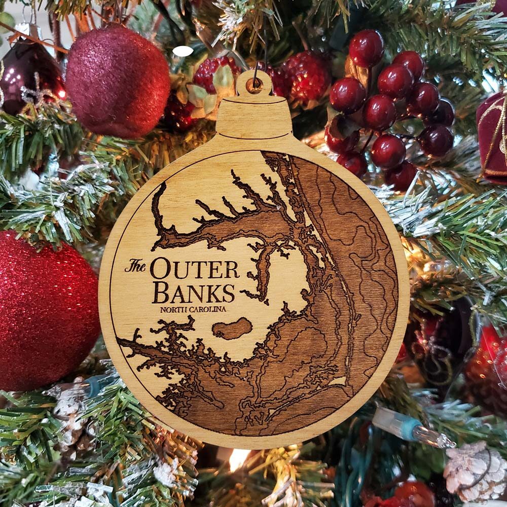 Outer Banks Nautical Ornament Engraved on Red Alder Hanging on Christmas Tree with Red Ornaments