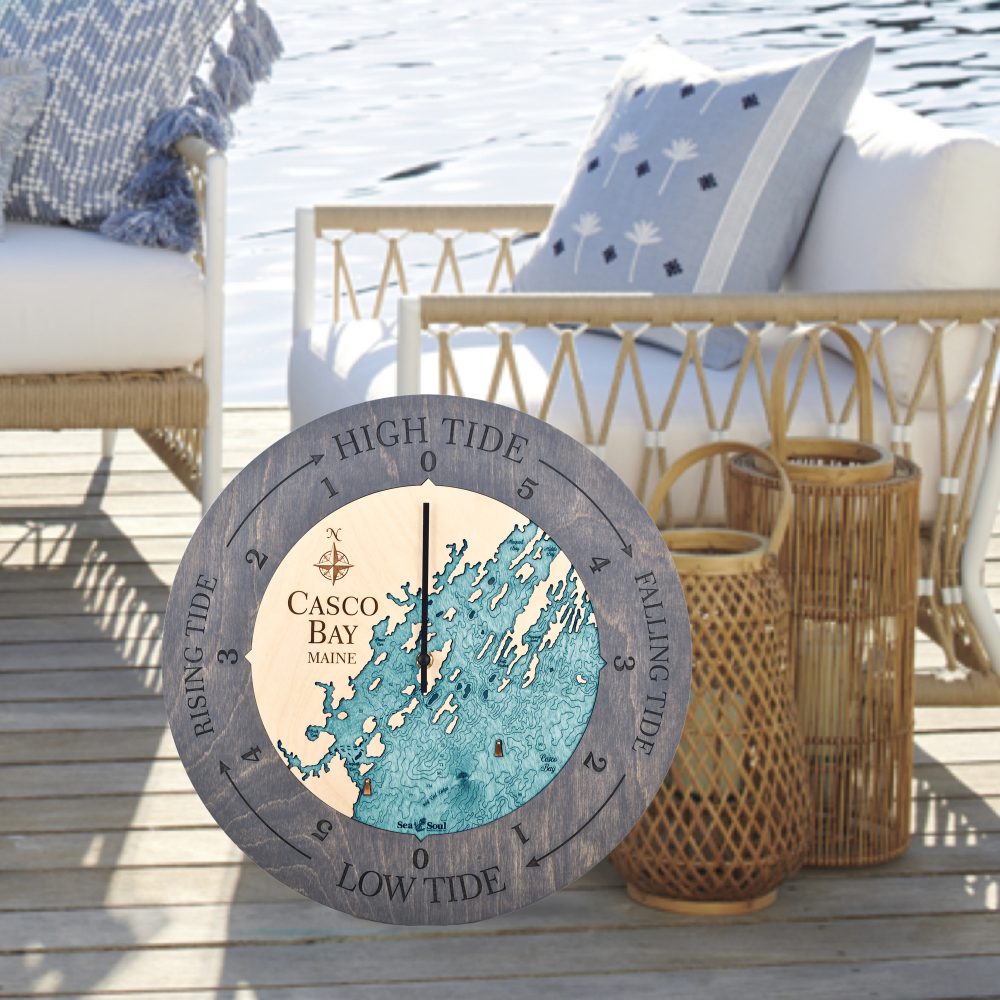 Casco Bay Tide Clock Driftwood Accent with Blue Green Water in Use