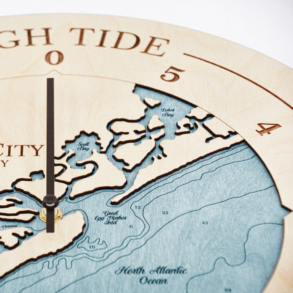 Ocean City Tide Clock Birch Accent with Blue Green Water Detail Shot 2