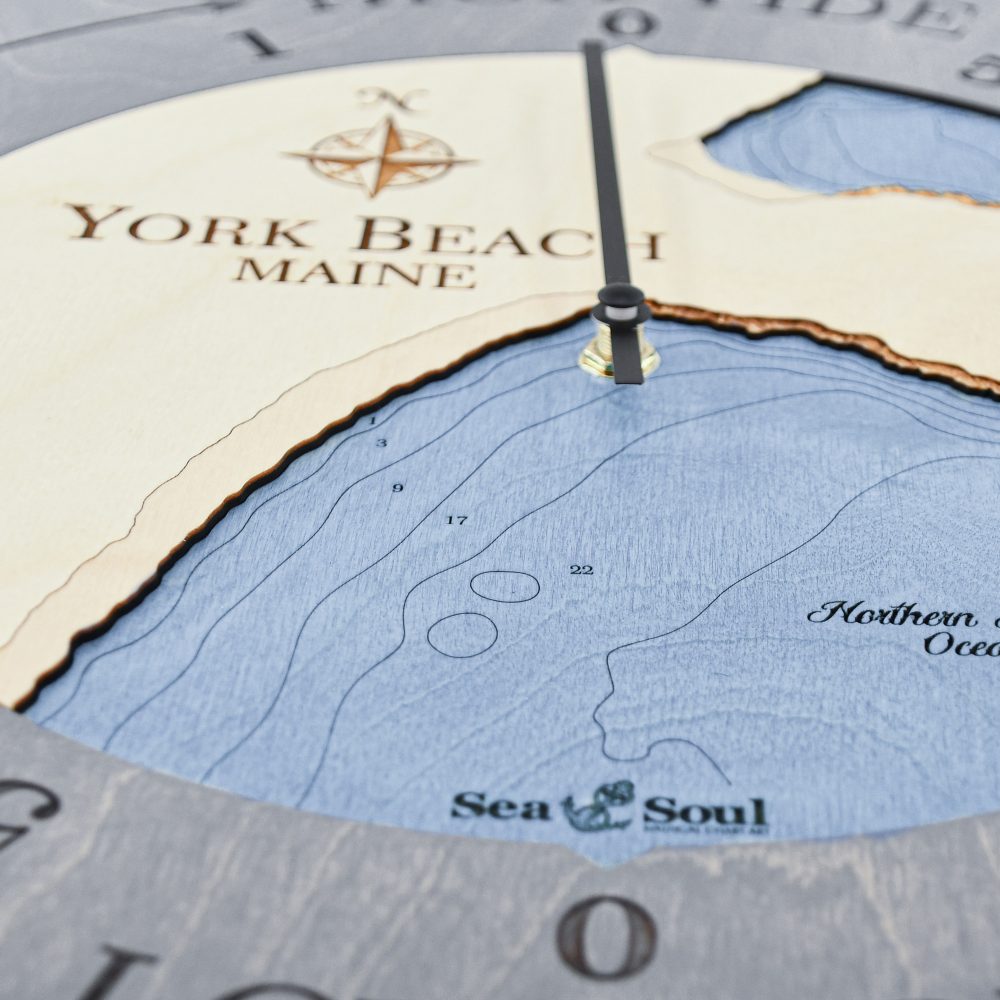 York Beach Tide Clock Driftwood Accent with Deep Blue Water Detail Shot 3