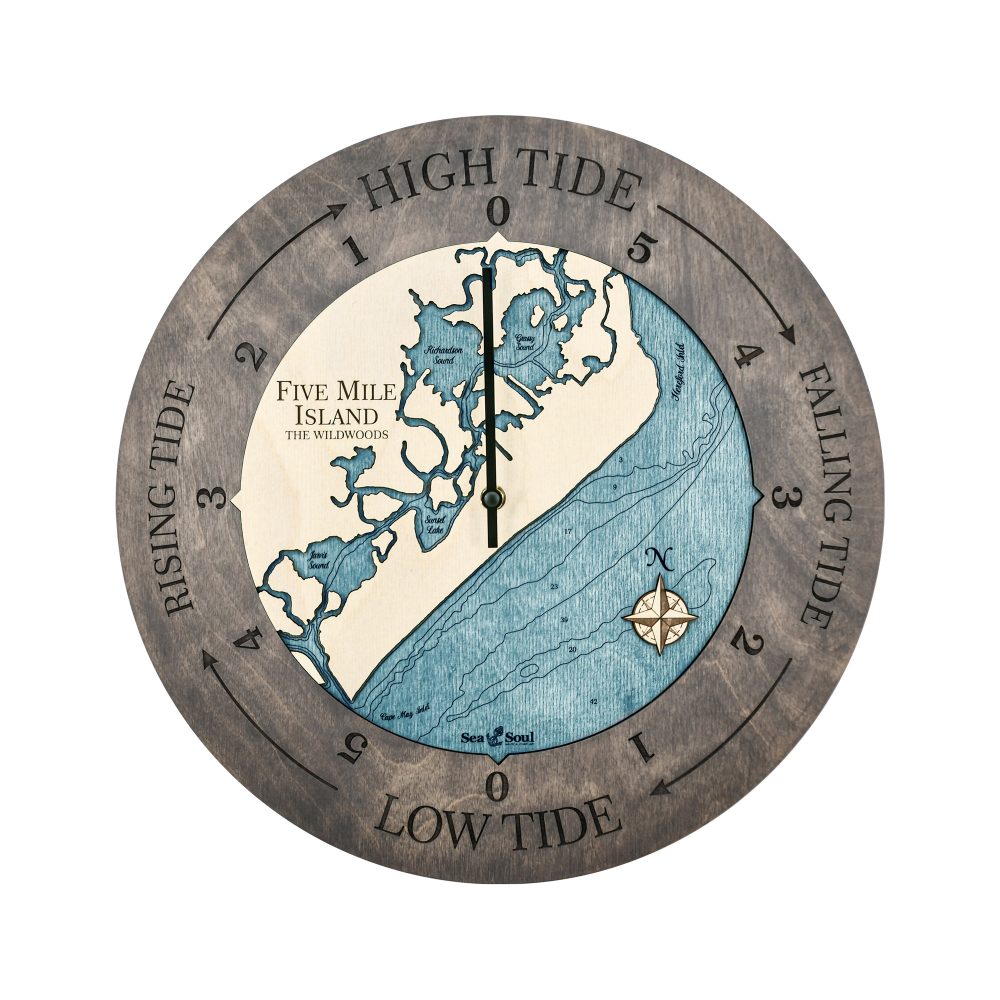 Five Mile Island Tide Clock Driftwood Accent with Blue Green Water