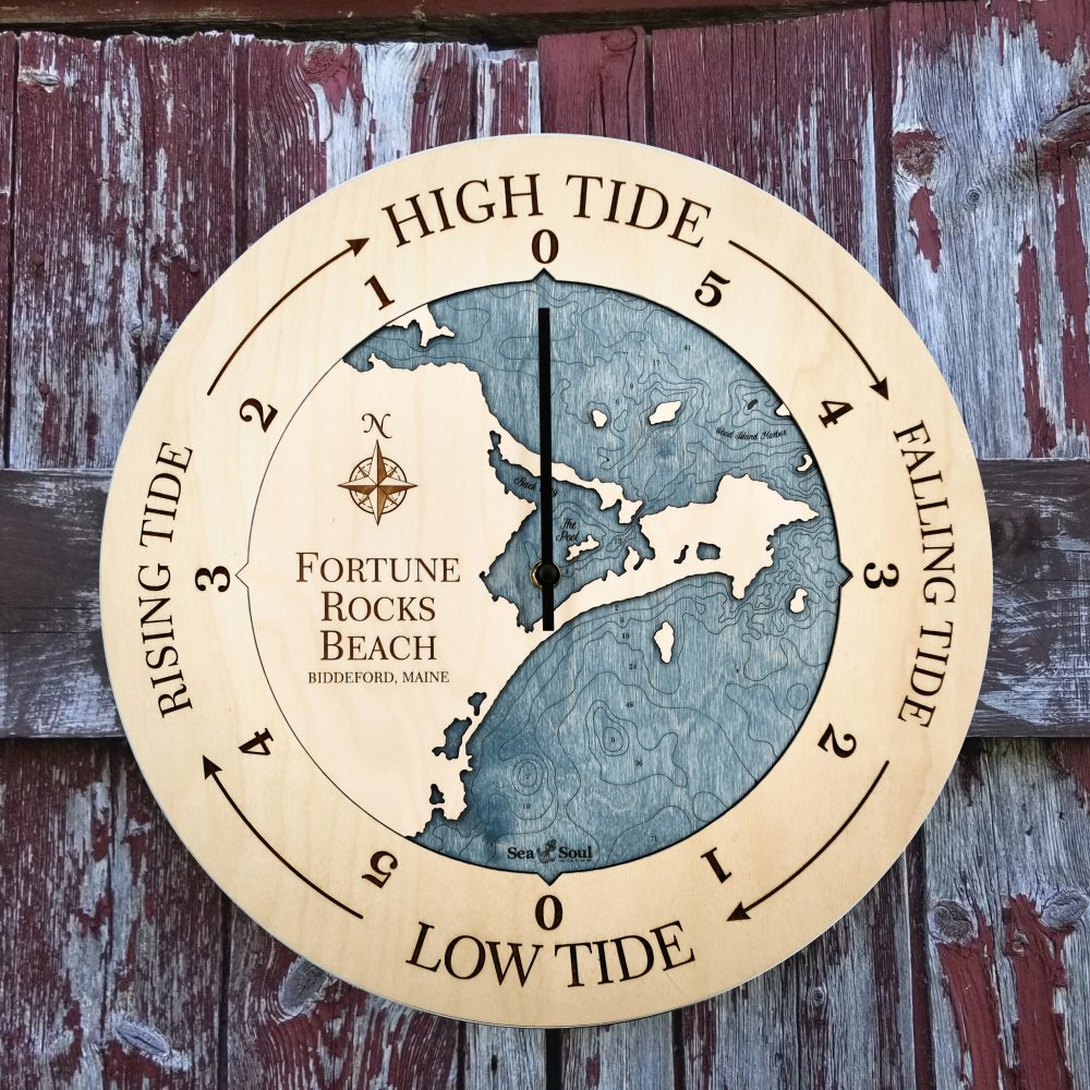 Fortune Rocks Beach Tide Clock Birch Accent with Deep Blue Water Hanging on Fence