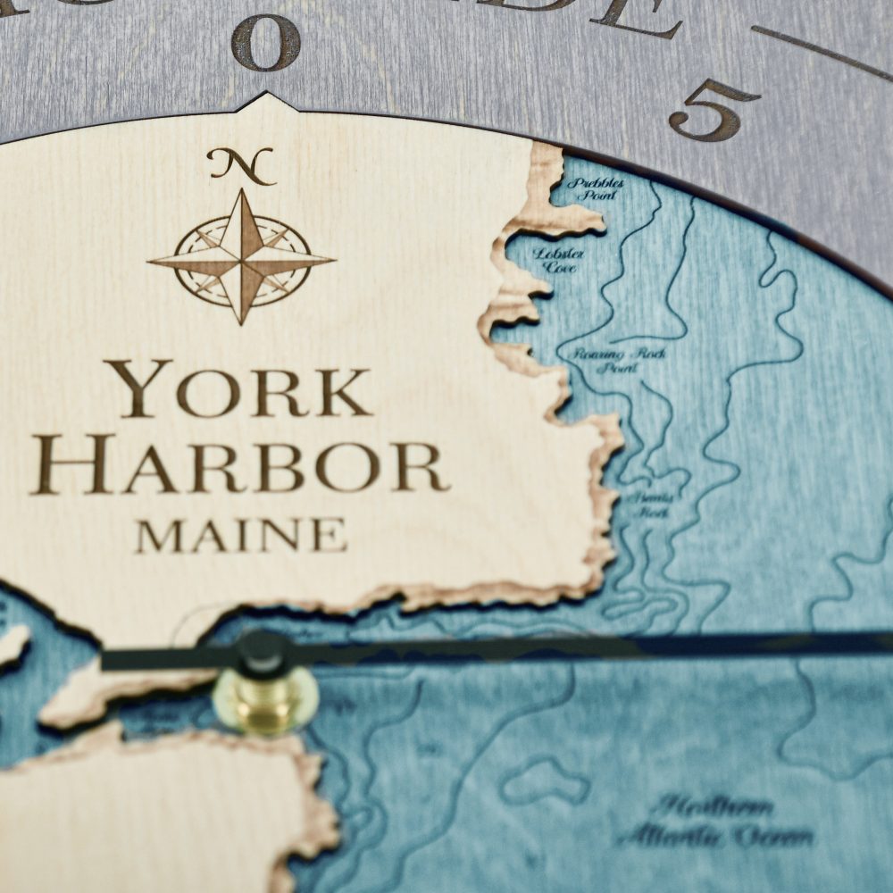 York Harbor Tide Clock Driftwood Accent with Blue Green Water Detail Shot 2