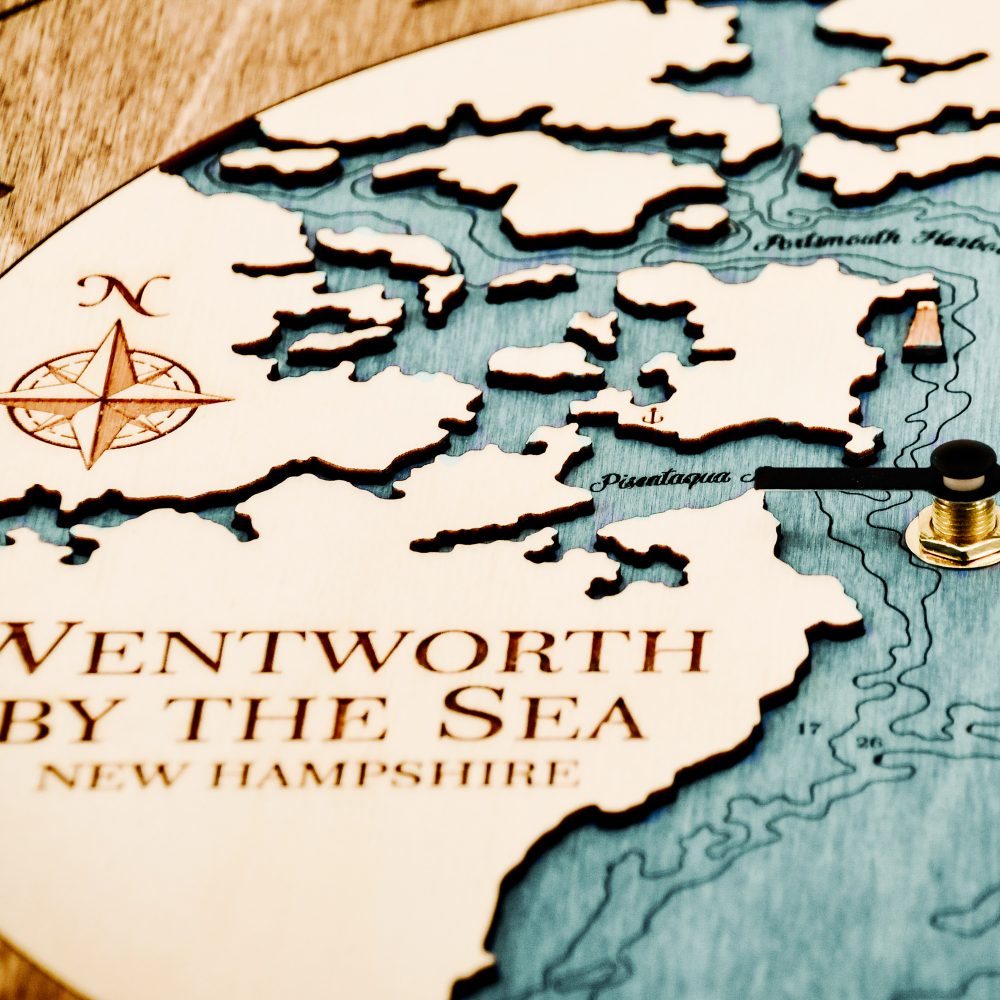 Wentworth New Hampshire Tide Clock Americana Accent with Blue Green Water Detail Shot 3