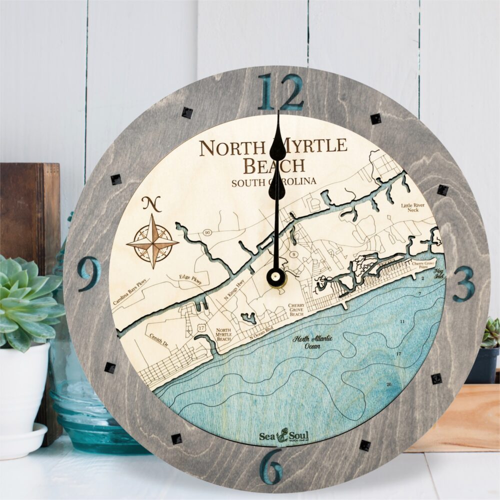 North Myrtle Beach Driftwood and Blue Green Water in use